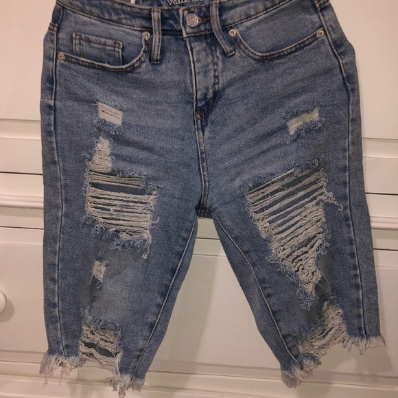 denim ripped shorts - Picture 4 of 4